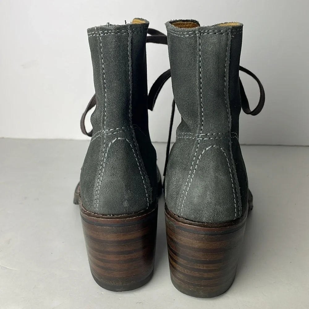 Frye these stunning
